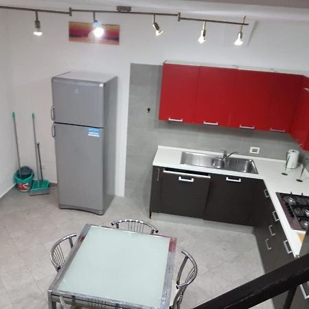리보르노 Casa N 2 Con Parcheggio Privato E Colonnina Ricarica 아파트 외부 사진