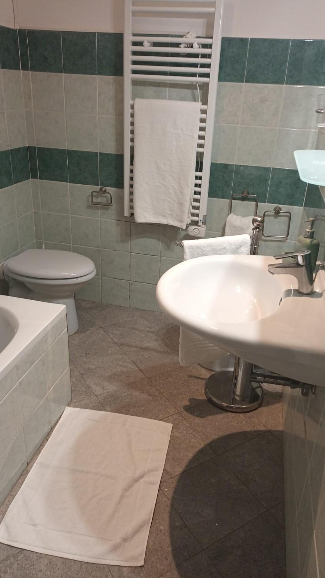 리보르노 Casa N 2 Con Parcheggio Privato E Colonnina Ricarica 아파트 외부 사진