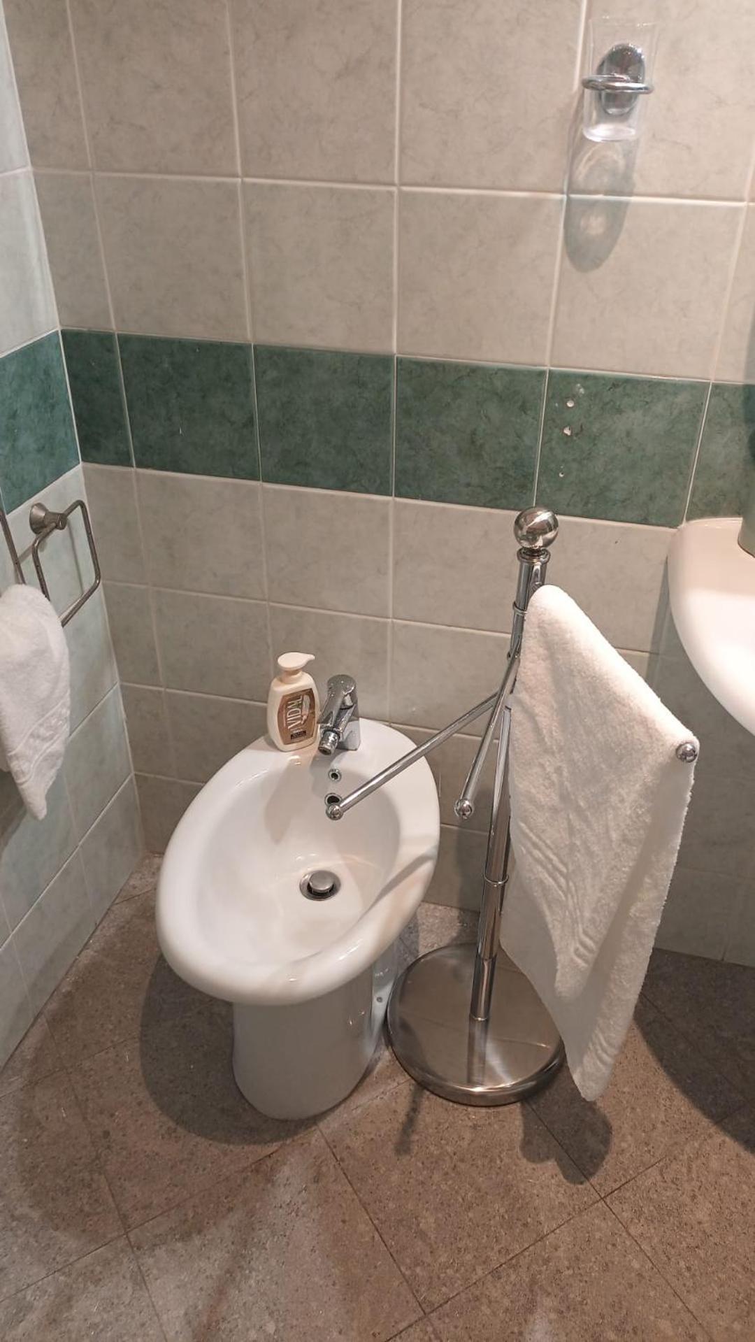 리보르노 Casa N 2 Con Parcheggio Privato E Colonnina Ricarica 아파트 외부 사진